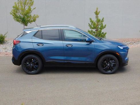 Used 2025 Buick Encore GX Sport Touring w/ Advanced Technology Package image 3