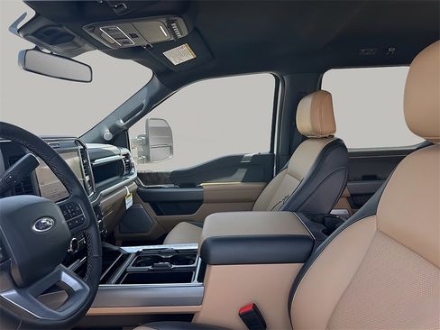 New 2025 Ford F350 Lariat w/ Chrome Package image 13
