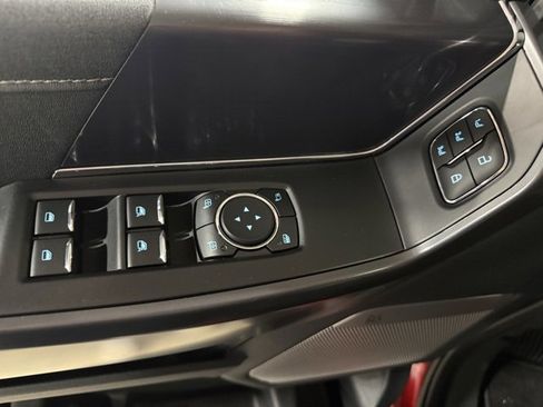 Used 2025 Ford F150 Lariat image 8