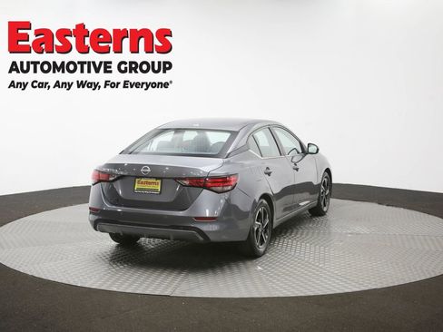 Used 2024 Nissan Sentra SV FWD image 39