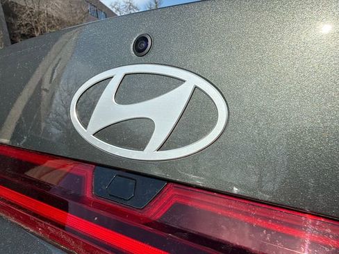 New 2026 Hyundai Elantra Limited w/ Cargo Package image 7