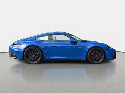 Used 2025 Porsche 911 Carrera GTS image 2
