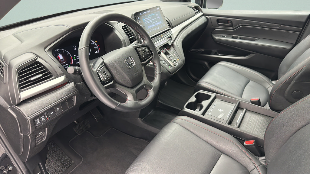 Used 2025 Honda Odyssey Sport-L image 11