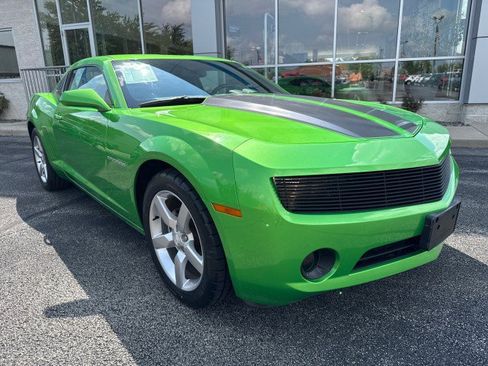Used 2010 Chevrolet Camaro LT RWD image 1