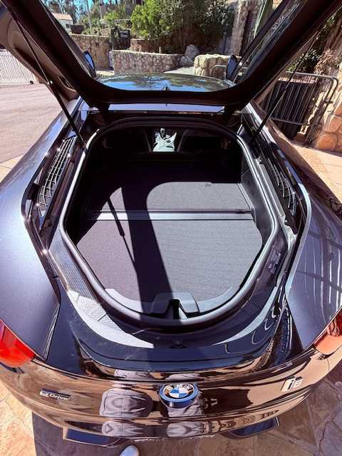 Used 2015 BMW i8 AWD/4WD image 28
