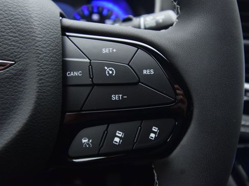 New 2026 Chrysler Pacifica Select w/ S Appearance Package image 23