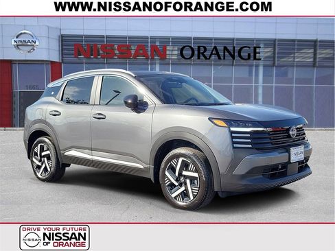 New 2026 Nissan Kicks SV w/ SV Premium Package image 1