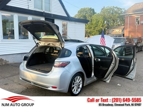 Used 2012 Lexus CT 200h Premium w/ Premium Audio Pkg FWD image 26