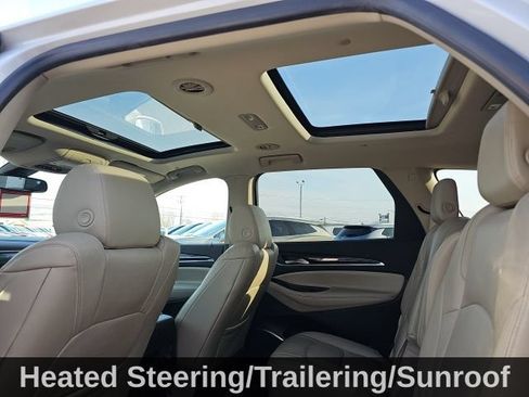 Used 2018 Buick Enclave Premium w/ Experience Buick Package FWD image 29