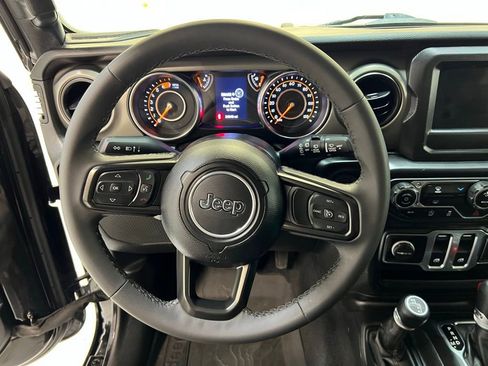 Used 2023 Jeep Wrangler Sport S image 18