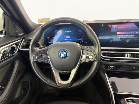 Used 2023 BMW i4 eDrive35 w/ Premium Package RWD image 31