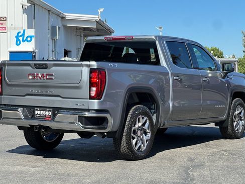 New 2026 GMC Sierra 1500 SLE AWD/4WD image 4