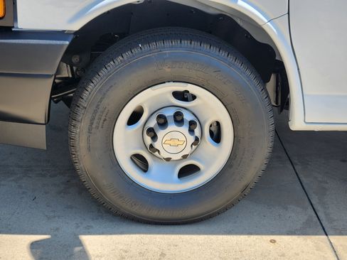 New 2025 Chevrolet Express 2500 w/ Driver Convenience Package image 16