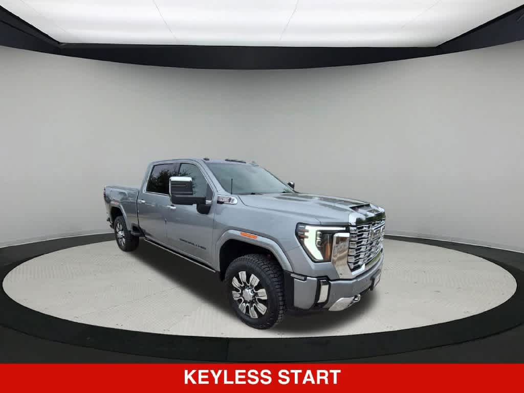 Used 2024 GMC Sierra 2500 Denali w/ Denali Reserve Package AWD/4WD image 9