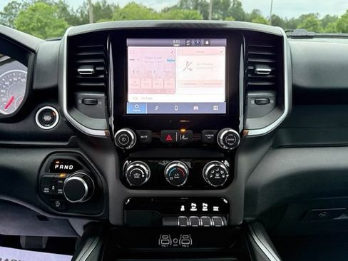 New 2026 RAM 1500 Express AWD/4WD image 25