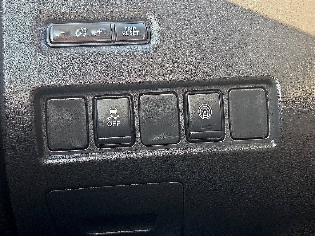 Used 2024 Nissan Murano SV w/ SV Midnight Edition Package FWD image 19