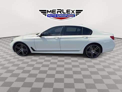 Used 2019 BMW 750i w/ Executive Package RWD image 5