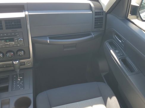 Used 2010 Jeep Liberty Sport w/ Popular Equipment Group image 13