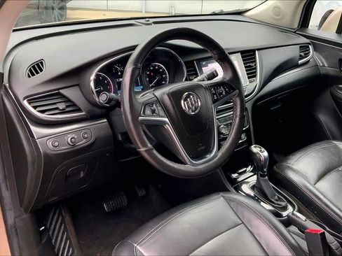 Used 2018 Buick Encore Essence image 17