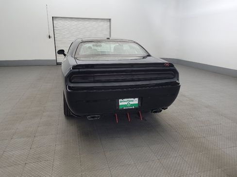 Used 2014 Dodge Challenger R/T RWD image 6