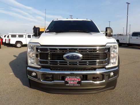 Used 2024 Ford F550 4x4 Crew Cab Super Duty image 12