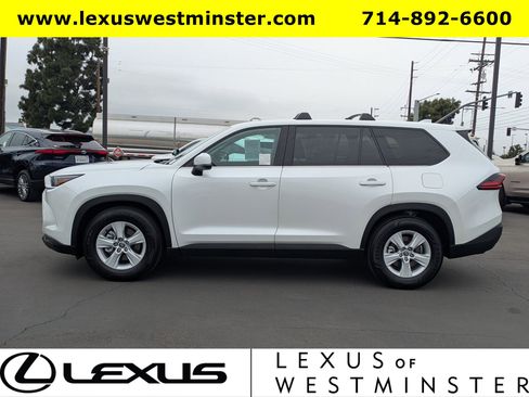 Used 2026 Toyota Grand Highlander LE image 13
