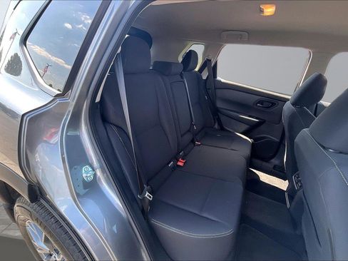 Certified 2025 Nissan Rogue S FWD image 27