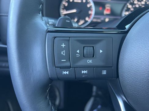 Certified 2025 Nissan Pathfinder SL w/ SL Premium Package image 61