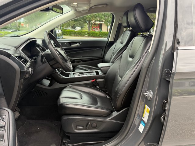 Certified 2021 Ford Edge Titanium FWD image 14