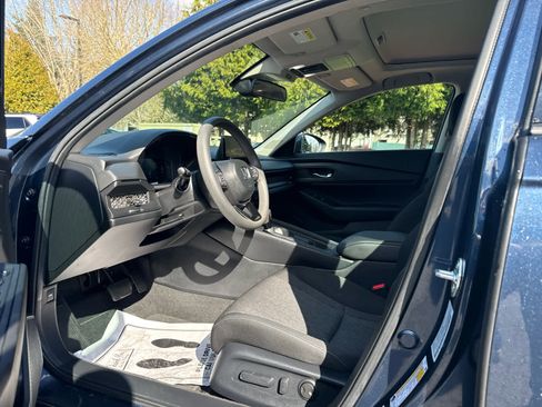 Used 2024 Honda Accord EX image 7