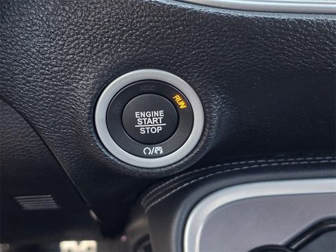 Used 2021 Dodge Challenger R/T image 19