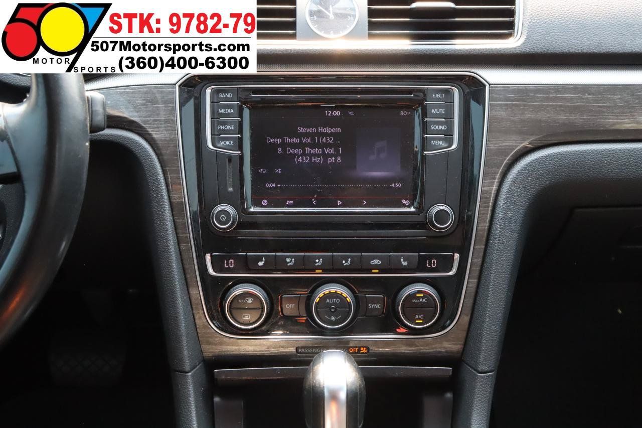 Used 2017 Volkswagen Passat 1.8T SE FWD image 17