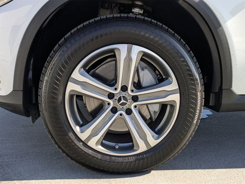 Used 2019 Mercedes-Benz GLC 300 image 26