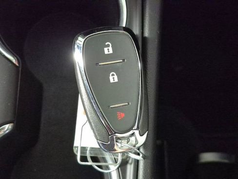 Used 2021 Chevrolet Equinox LT AWD/4WD image 26