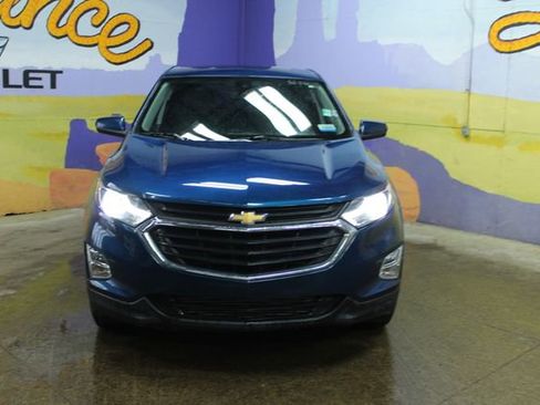 Used 2021 Chevrolet Equinox LT image 3