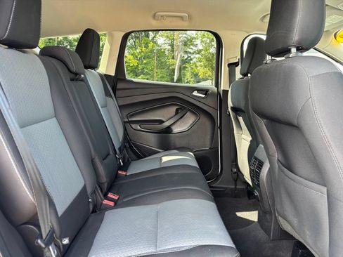 Used 2019 Ford Escape SE AWD/4WD image 24