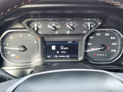 Certified 2022 GMC Sierra 2500 AT4 w/ AT4 Preferred Package image 8