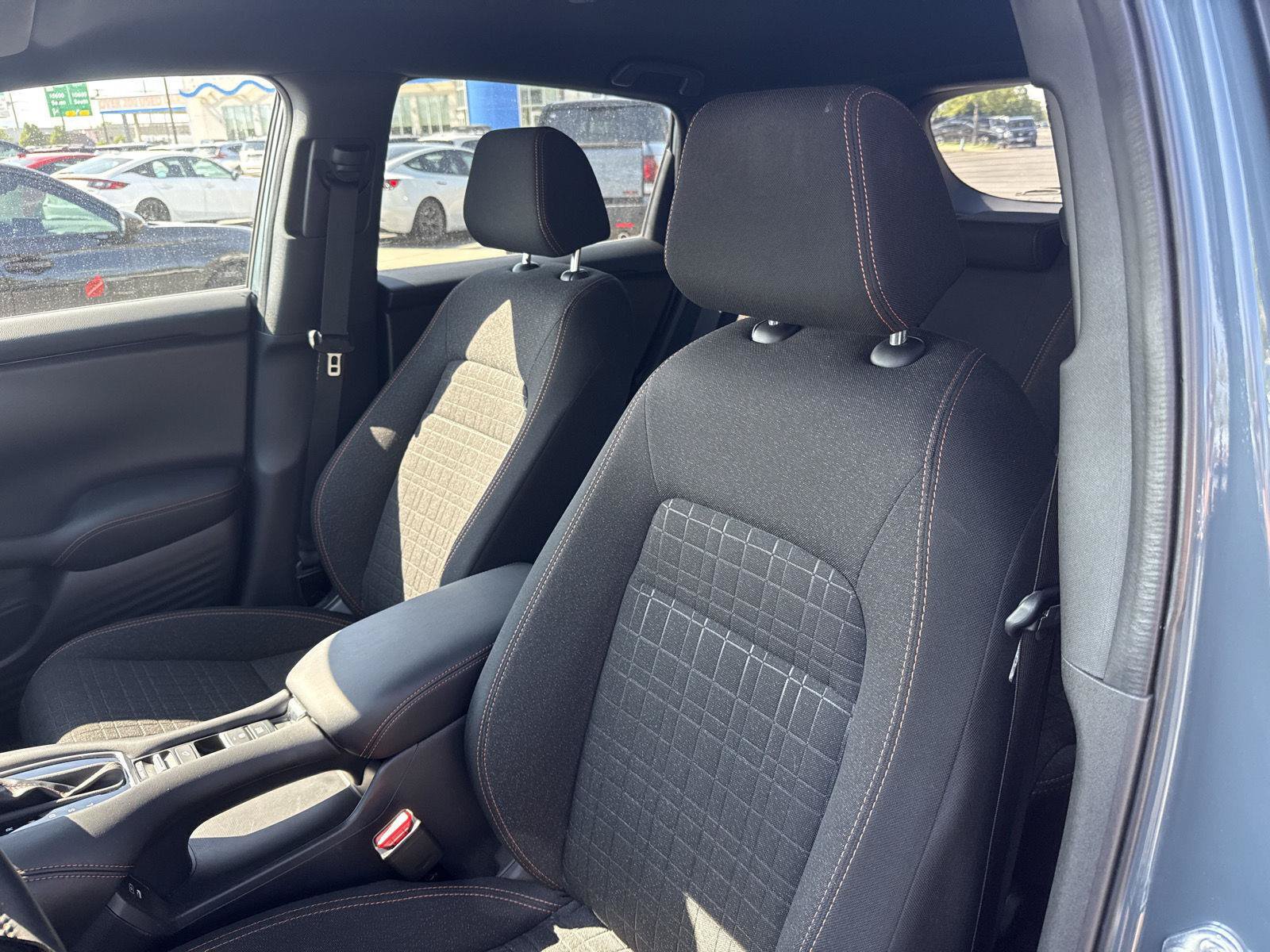 Certified 2025 Honda HR-V Sport image 13