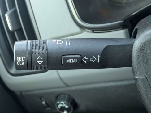 Used 2021 Chevrolet Colorado W/T w/ WT Convenience Package RWD image 26