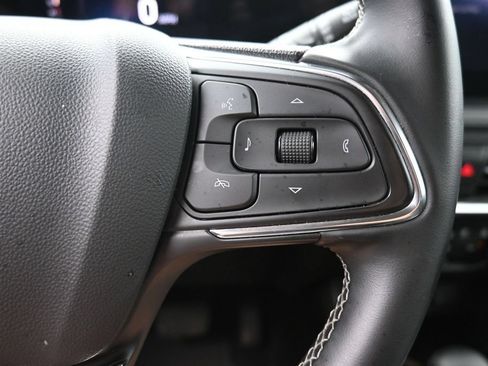 Used 2025 Buick Encore GX Preferred FWD image 13