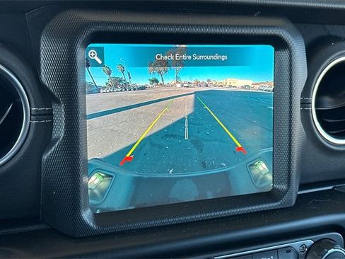 Used 2022 Jeep Gladiator Overland w/ Popular Equipment Package image 22