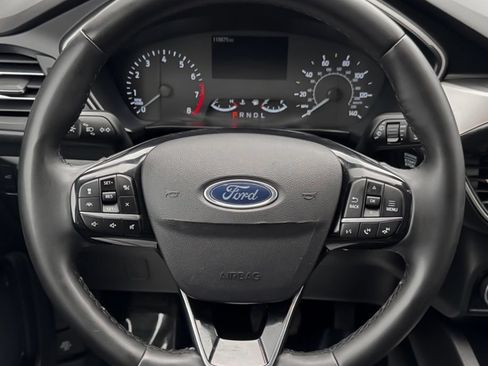 Used 2022 Ford Escape SEL FWD image 18