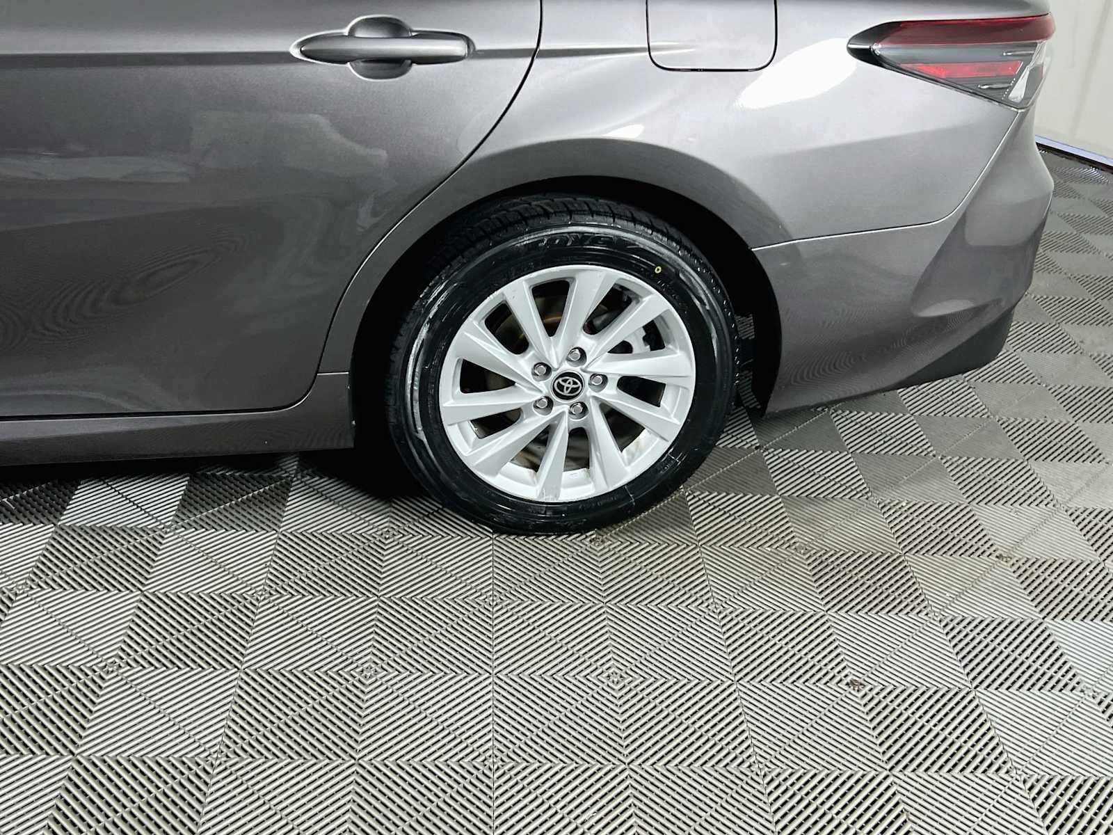 Used 2024 Toyota Camry LE FWD image 30