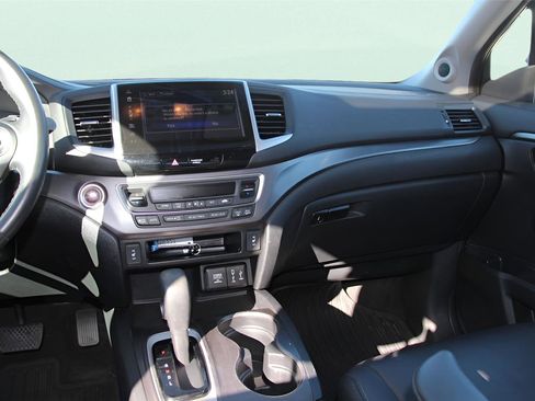 Used 2017 Honda Pilot EX-L image 13