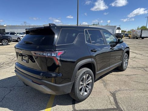Certified 2026 Chevrolet Equinox LT AWD/4WD image 6