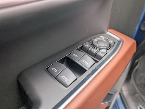 New 2026 GMC Sierra 2500 Denali Ultimate AWD/4WD image 17