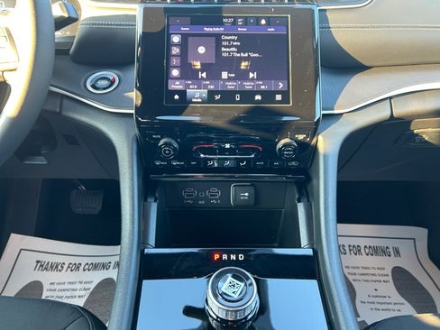 New 2026 Jeep Grand Cherokee L Laredo image 11