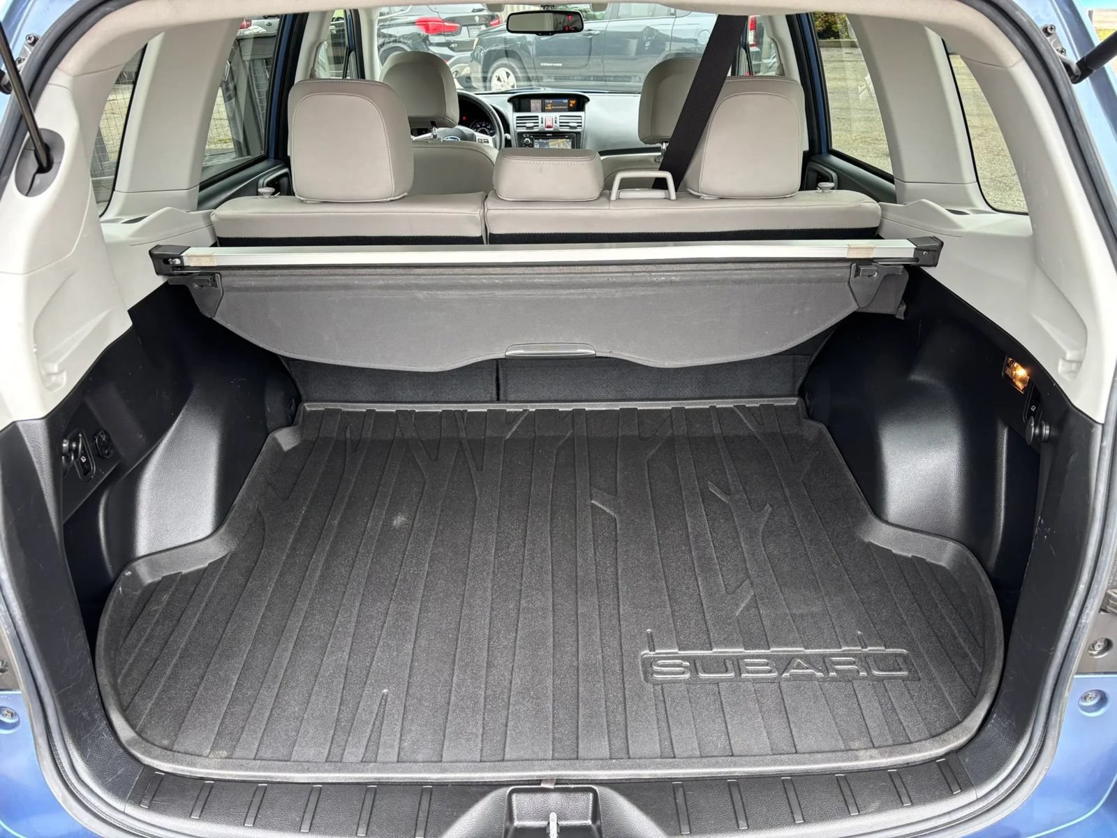 Used 2015 Subaru Forester 2.5i Touring w/ Eyesight & Navigation System AWD/4WD image 17