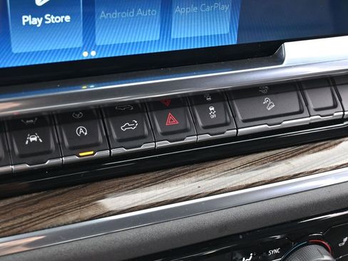 Used 2024 Chevrolet Silverado 1500 LT Trail Boss w/ Convenience Package II image 23