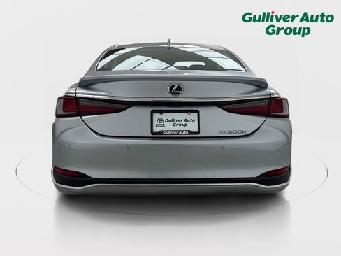 Used 2022 Lexus ES 300h w/ Premium Package FWD image 7